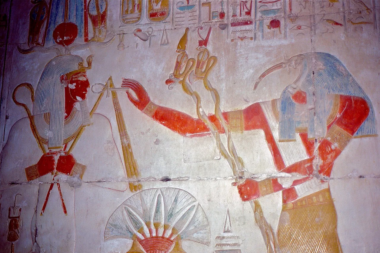 Plate for The Ankh